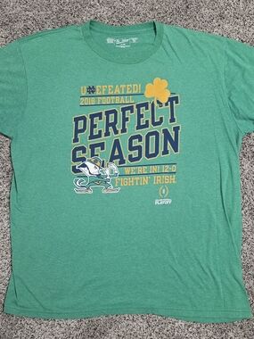 Notre Dame Fightin' Irish Green 'Perfect Season' Graphic Tee